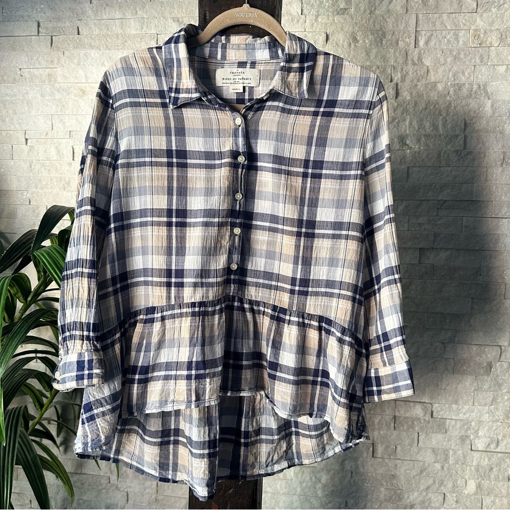 TROVATA Birds of Paradise Blue Tan Plaid Ruffle Hem Long Sleeve Blouse Size S